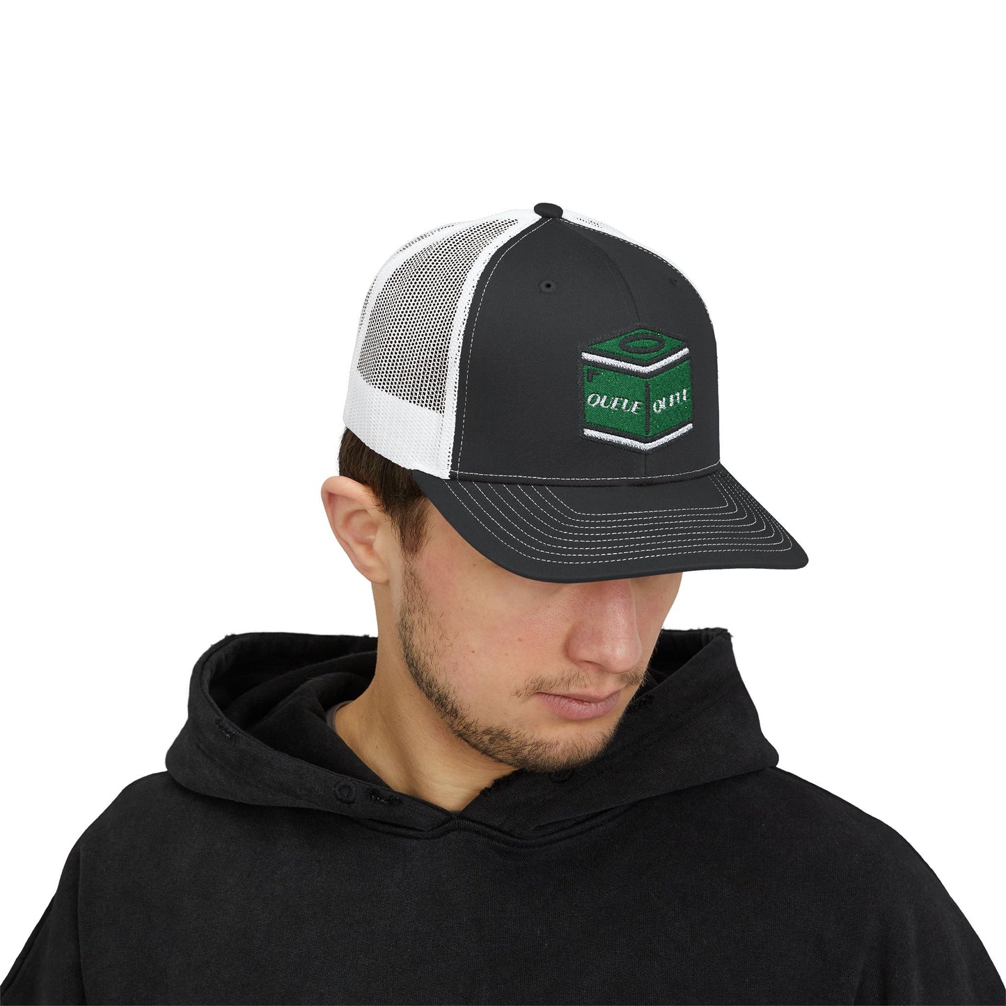 CHALK EMBROIDERED TRUCKER HAT